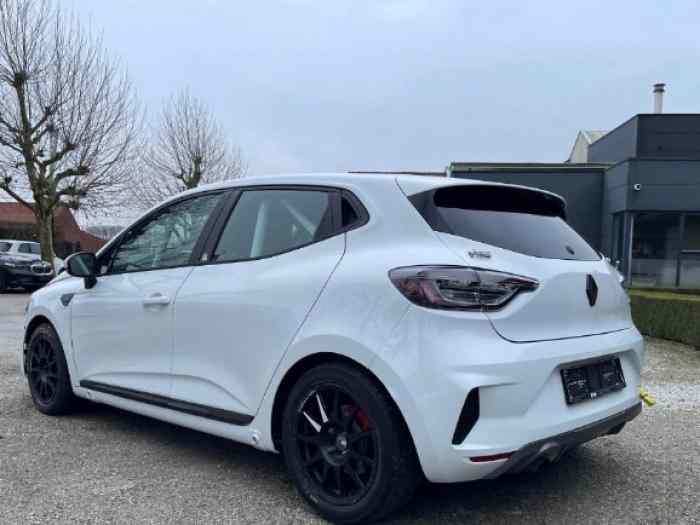 Vend Clio RC5