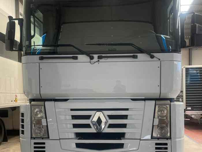 Camion-remorque de course à louer – Saison 2026 1