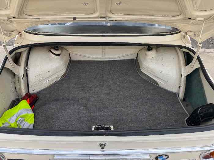 BMW 2002 ti Original 4