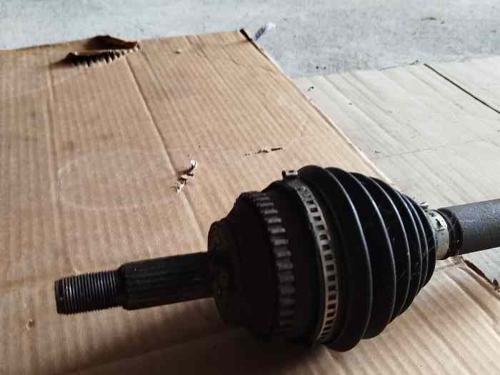 Cardan gauche clio 2 RS 172 phase 1 1