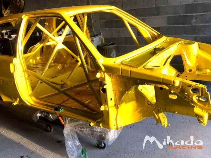 Saxo a6 180ch caisse 155km /moteur 0km 1