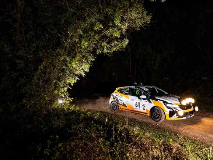 Location clio rally5