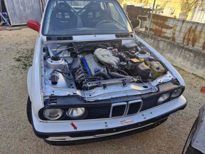 BMW 325 IX terre FN4 3