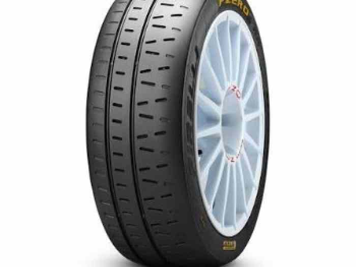 Pneu pirelli 16 neuf