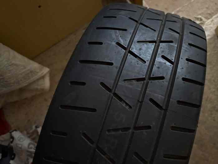 Pneus hankook T72 18 pouces 0