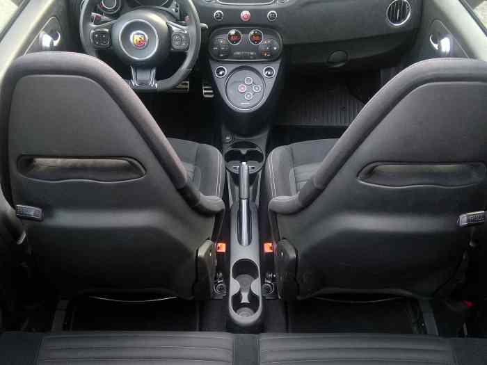 Abarth 500 ii (2) c 595 1.4 turbo 16v t-jet 180 competizione bva 3
