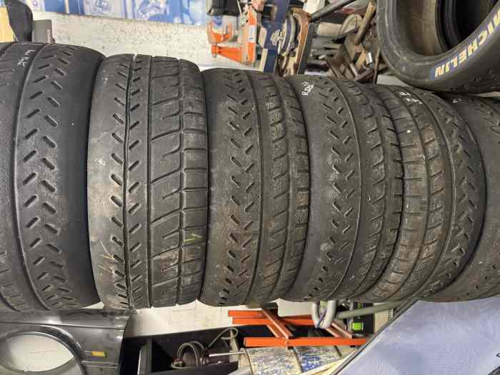 Lot Michelin 20/65 18 1