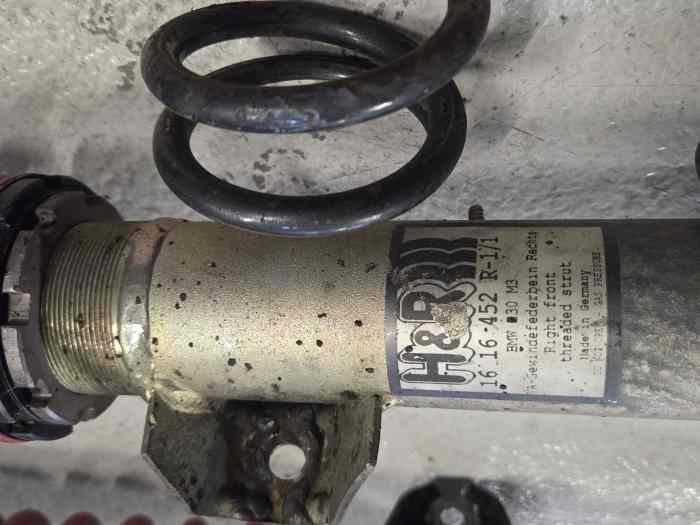 Suspension Gr.A M3 e30 rouge 3