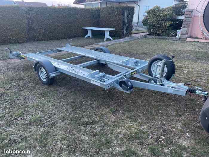 REMORQUE PORTE VOITURE 1300 KG P.T.A.C