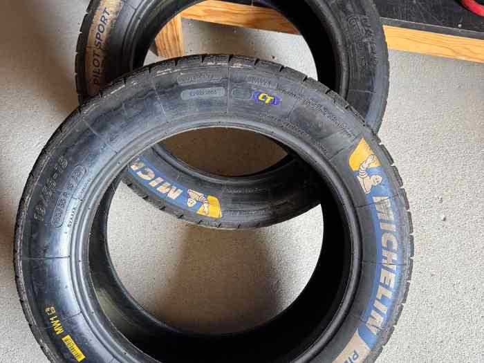 Michelin, MW1 0