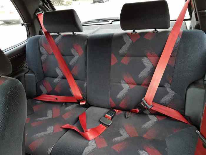 Jeu de 5 ceintures rouges Peugeot 106 Rallye, Citroën Ax GT, Saxo VTS 5