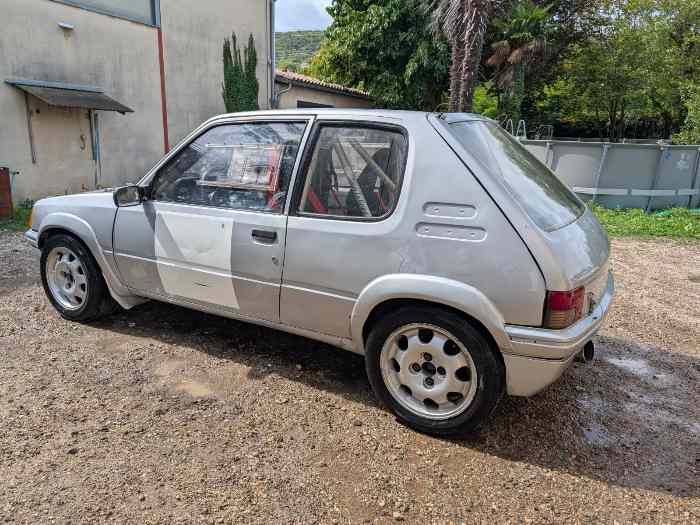 Peugeot 205 Gti
