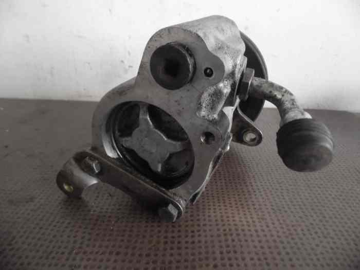 POMPE DIRECTION ASSISTEE 32411127636 BMW 635 CSI E24 3