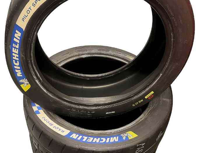 Pneus Michelin 17pouces