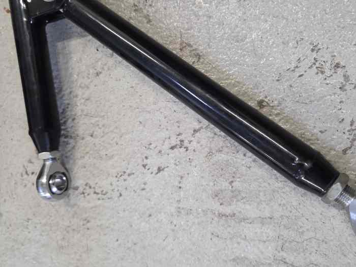 Triangle AV M3 e30 Gr.A neuf Mats 2019 2