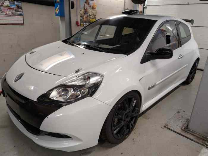 Clio 3 Cup 0