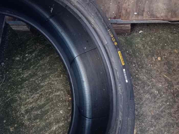 2 pneus H30 Michelin 16 pouces 2