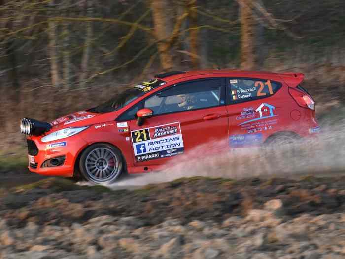 Ford fiesta r2t