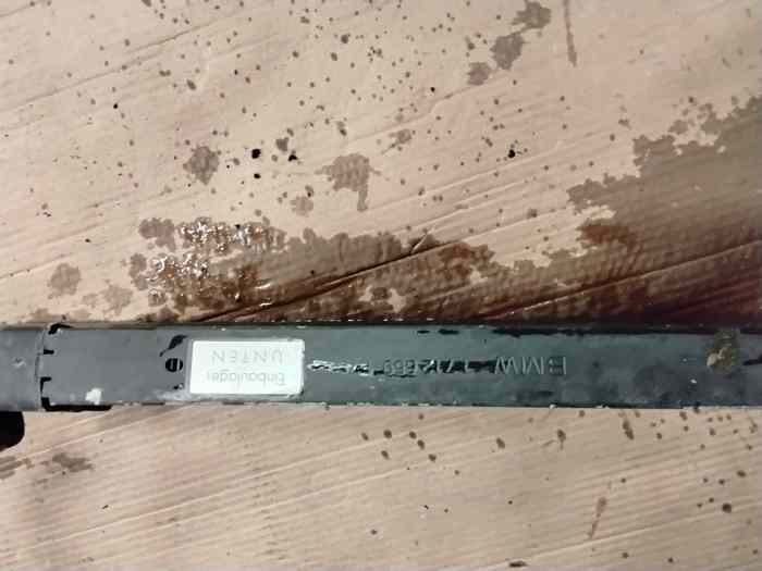 Radiateur huile ORIGINE BMW E30 325I Tres bon etat 2
