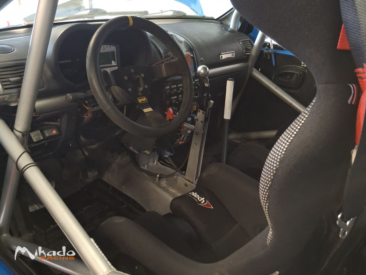 vends Clio 2 RS TOP F2000 – photo 6 sur 6