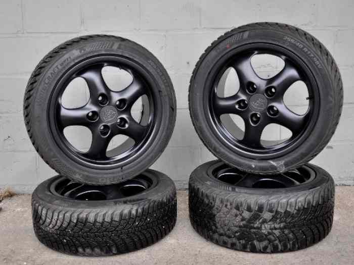 À vendre jantes Porsche modèle cup 0