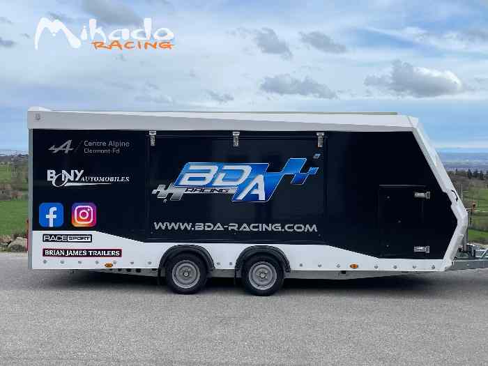 Remorque fermée Brian James