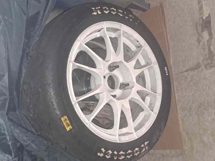 Pneus hoosier 15 pouces