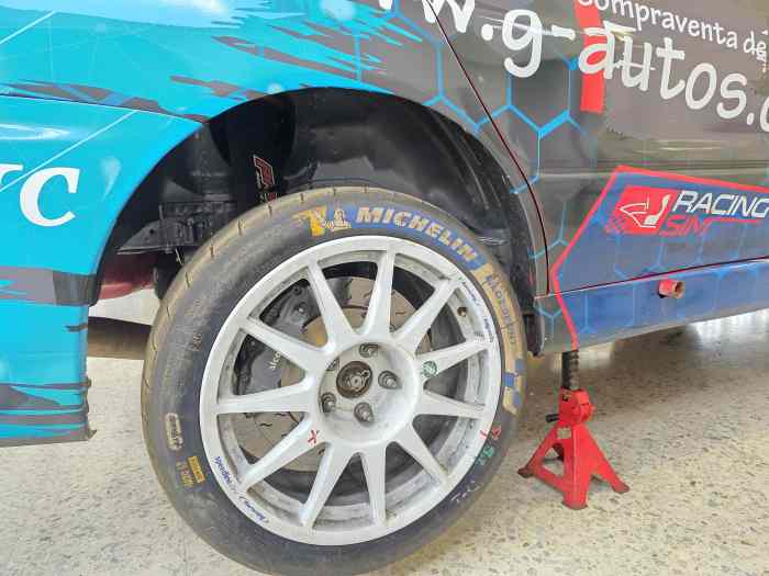 Mitsubishi Lancer Evo 9 original rally 5