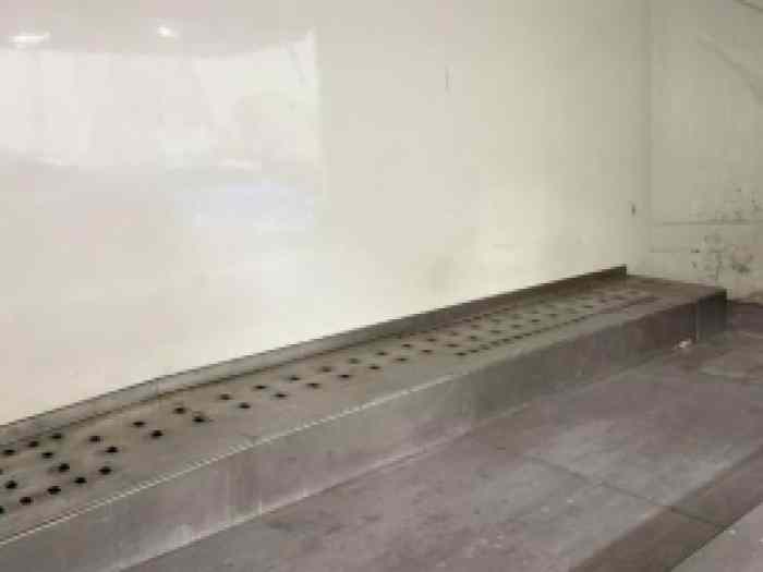 Remorque fourgon VERENE porte-voiture avec basculement hydraulique 2