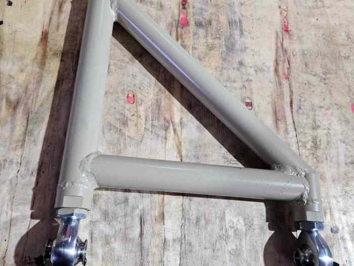 Triangle rotulé 205 2