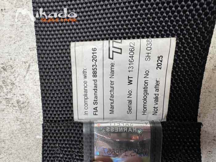 Paire Harnais 6 Points Turn One FIA 2025 4