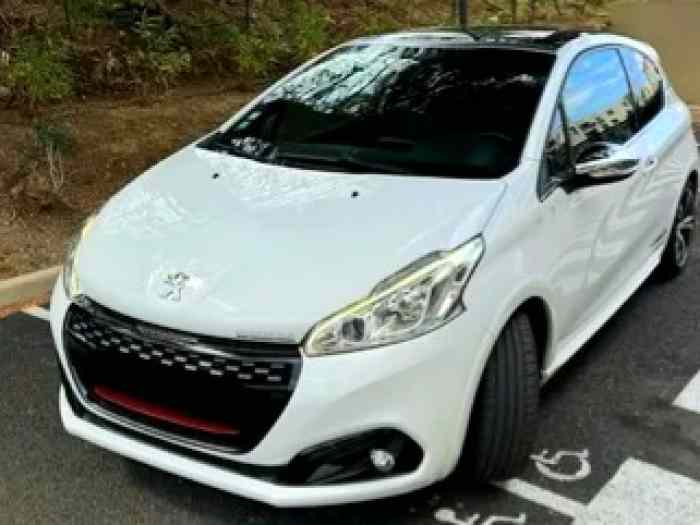 Vend ou Échange 208 GTI phase 2 0