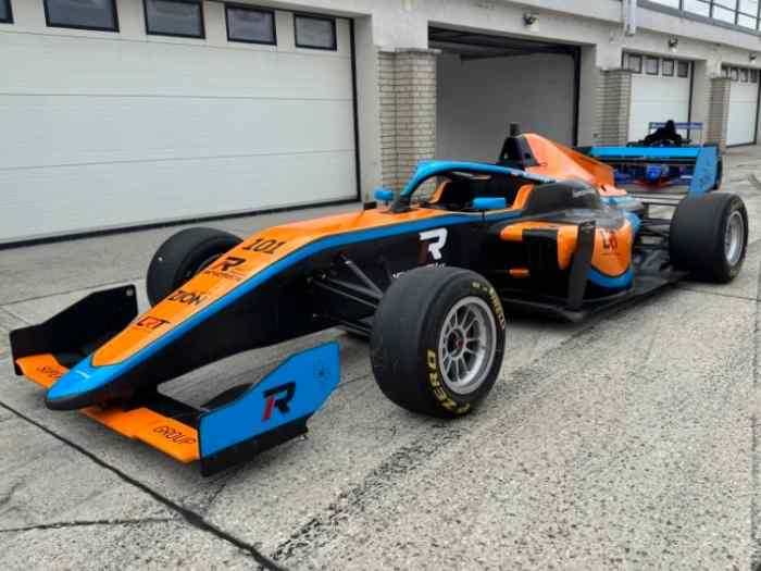 Tatuus F3 T-318 Regionale 1