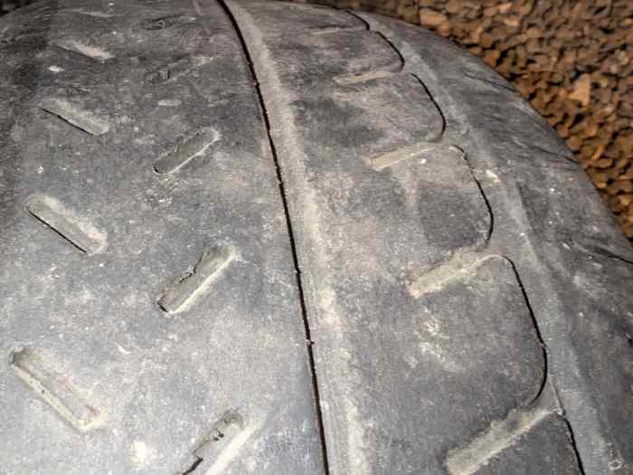 Pneus rallye Michelin 19/58/15 r31 1