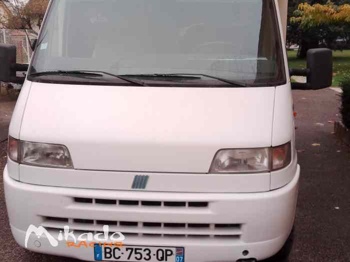 Camping car Hymer avec attelage
