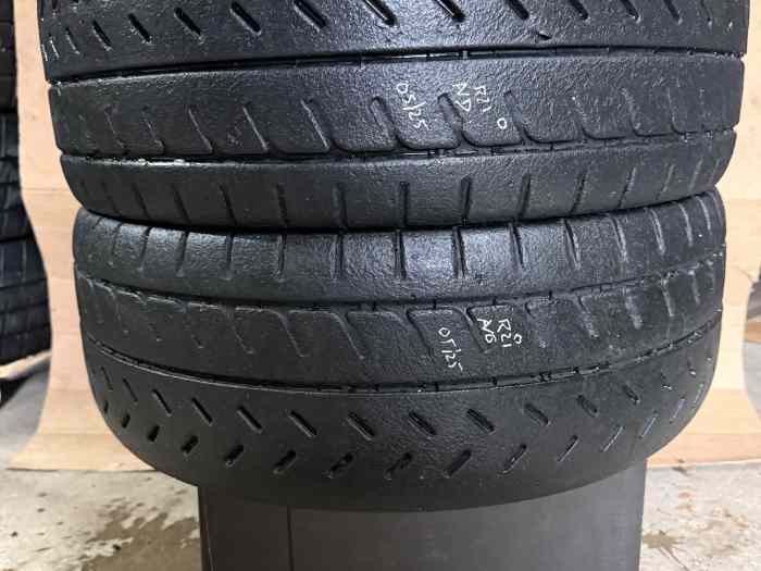Pneu Michelin R21
