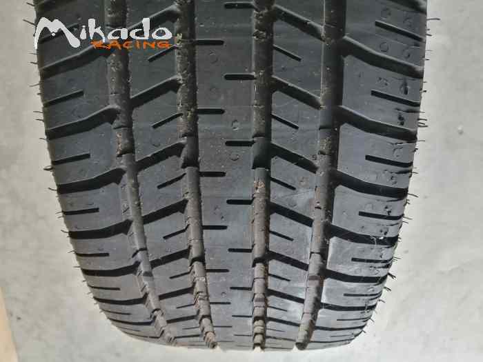 4 michelin P2G neufs 19/57/15 1