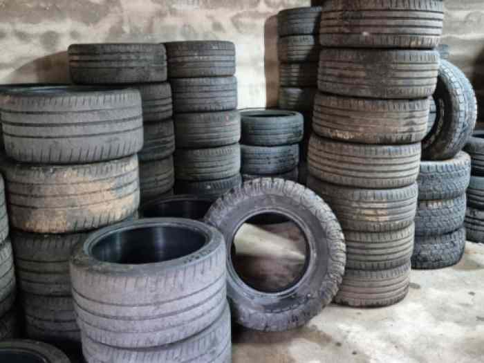 nombreux pneus Michelin occasion