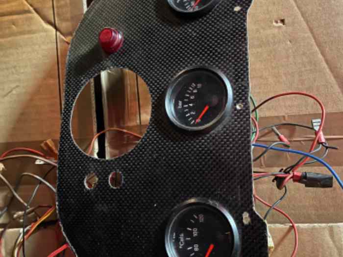 Planche de bord Peugeot 106 GrA / f2000 2