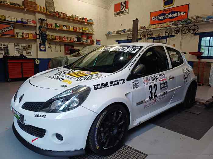 Clio R3 Max 2