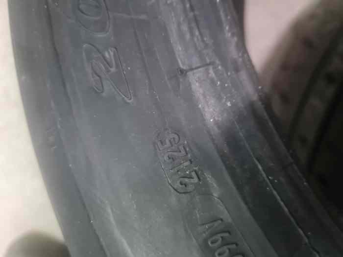 Pirelli RA7B en 205 45 17 1
