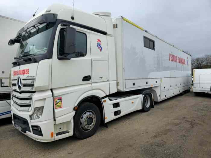 Semi Remorque Leveques + Tracteur Mercedes 0