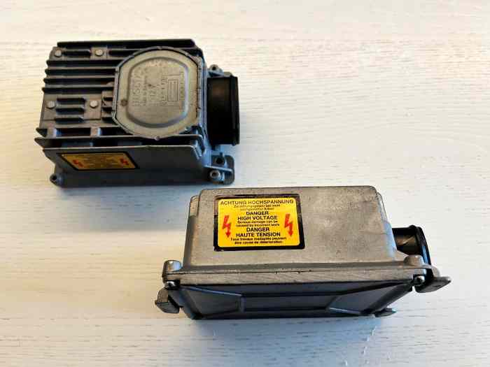 BOÎTIERS ÉLECTRONIQUES COMPETITION POUR PORSCHE 1