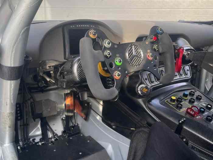 Mercedes AMG GT3 à vendre 1