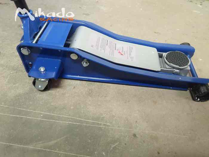 Cric hydraulique rouleur - levage 3T / 75-505 mm 1