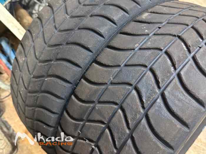 Pneu hankook 15p et pirelli pluie