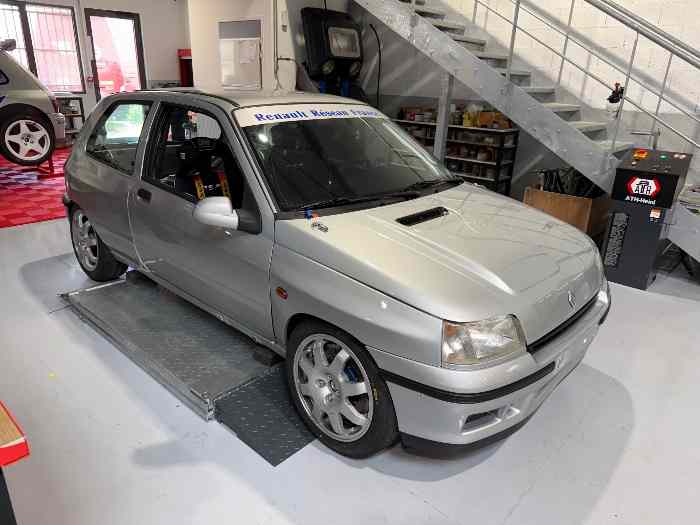 Renault Clio 16s 2L Groupe A