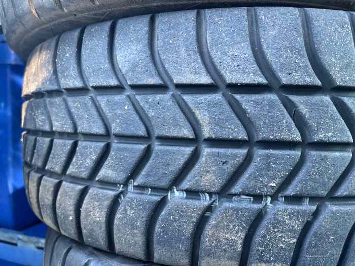 4 Pirelli pluie RW1D en 17’ 2