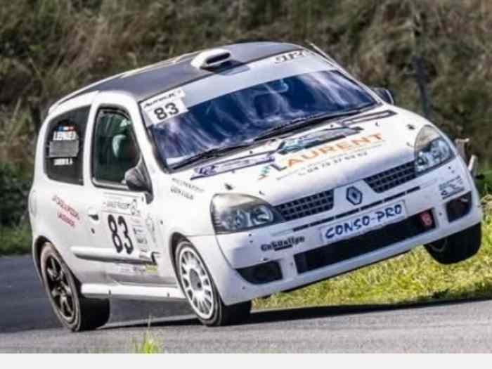 Caisse complète Clio ragnotti sur roue
