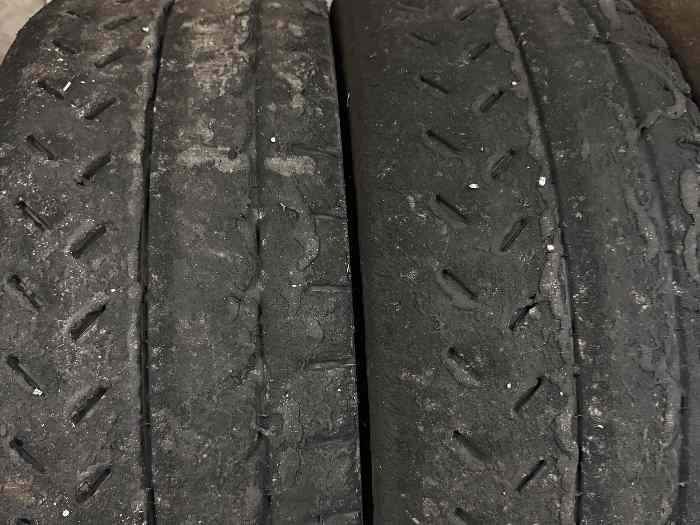 Pneus occasion Michelin R11 en 16